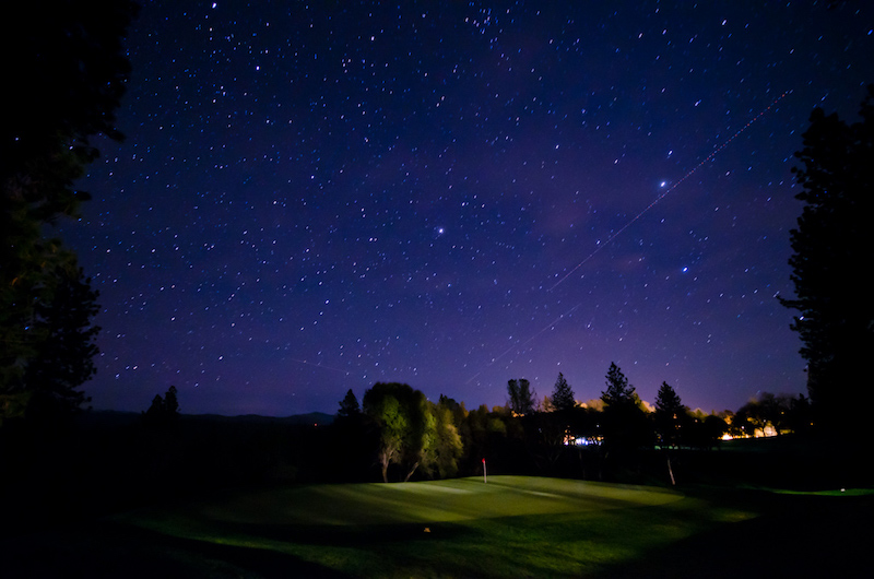 Take a Swing at Arizona’s Illuminated Golf Course