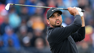 jason-day-looking-at-