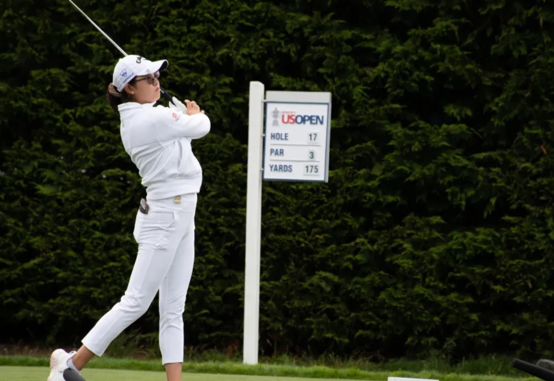 ROSE ZHANG: JUGGLING TWO WORLDS AT STANFORD AND ON THE LPGA TOUR
