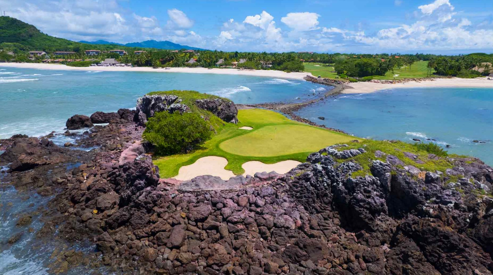 Legends Unite: Top Golfers Compete in the Inaugural WCM Senior Mexico Open