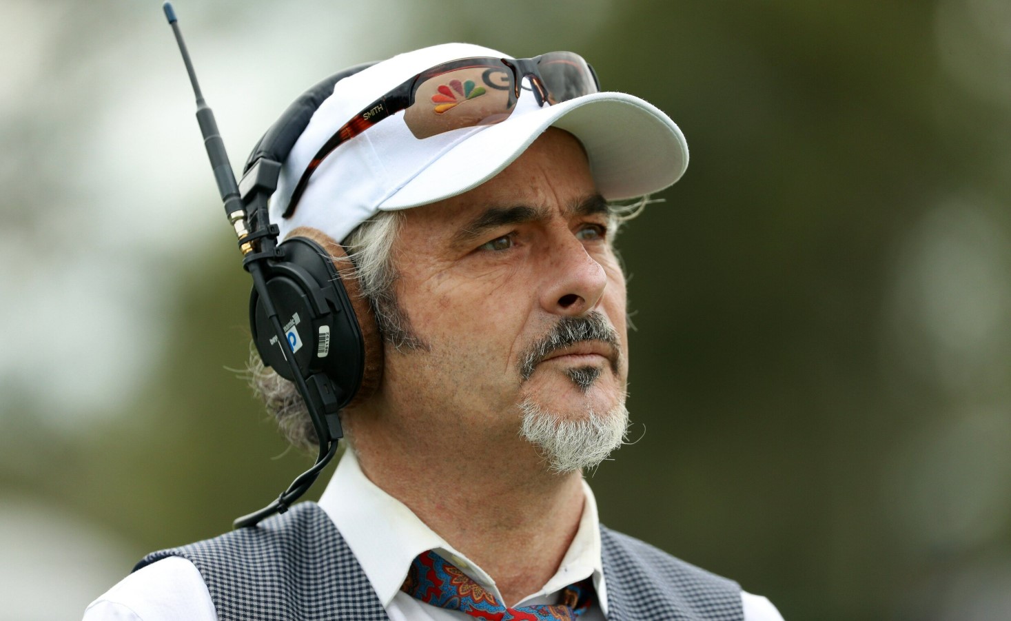 Embracing Discomfort and Seeking Growth: David Feherty’s Passion for Golf Broadcasting