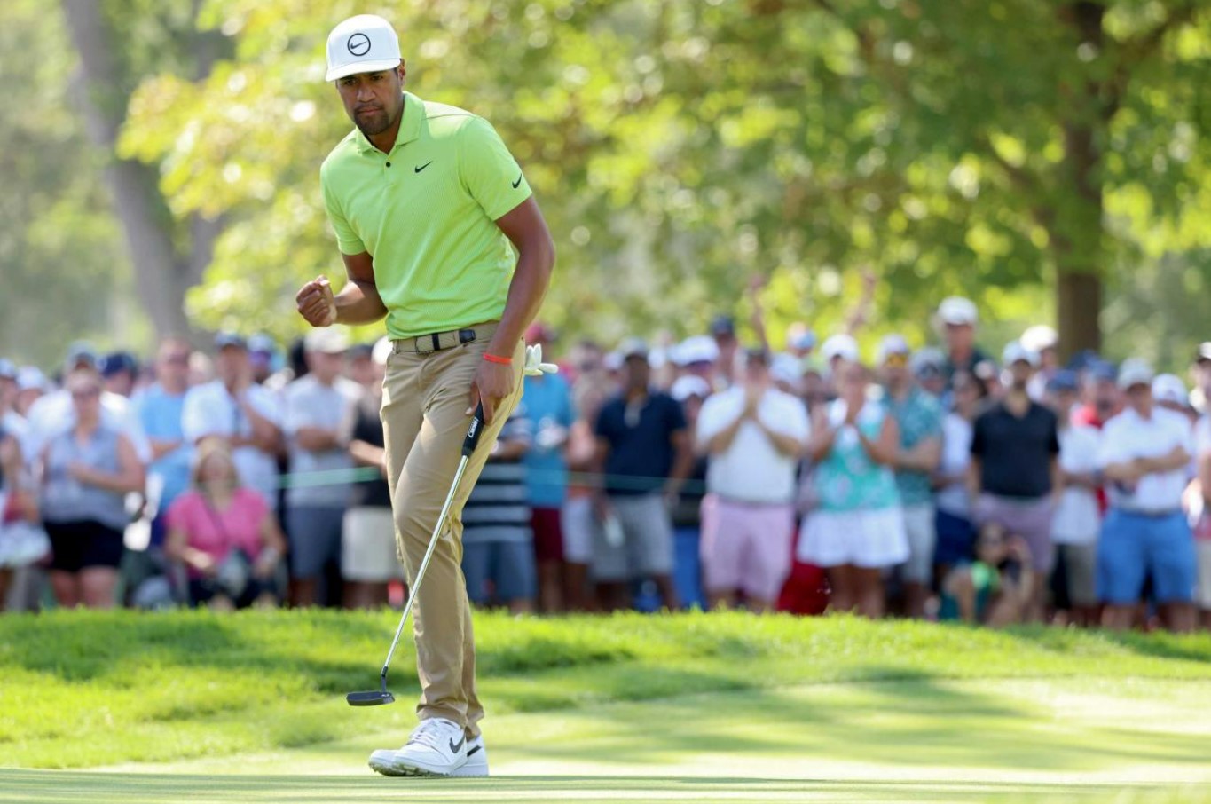 Breaking the Mold: Tony Finau’s Success with Two Drivers