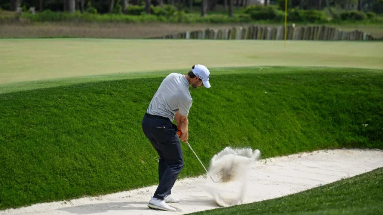 Mastering Greenside Bunker Shots: Tips and Techniques for Success
