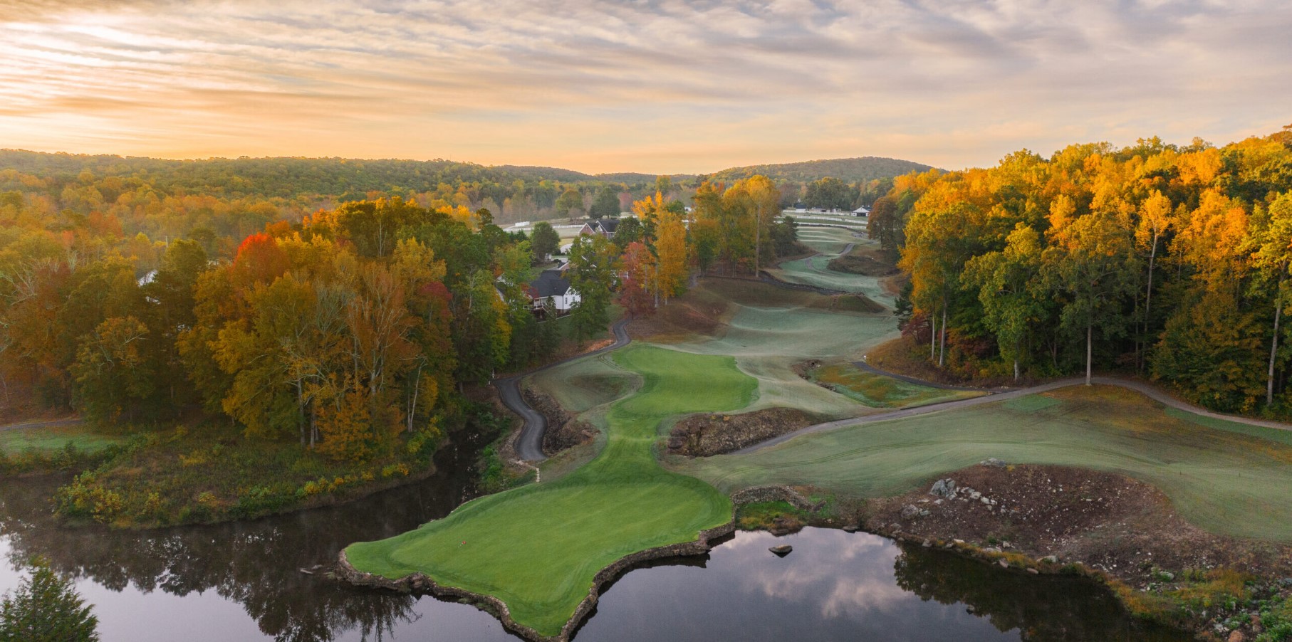 Tot Hill Farm – A Unique and Challenging Golf Course Restored to Perfection by Mike Strantz
