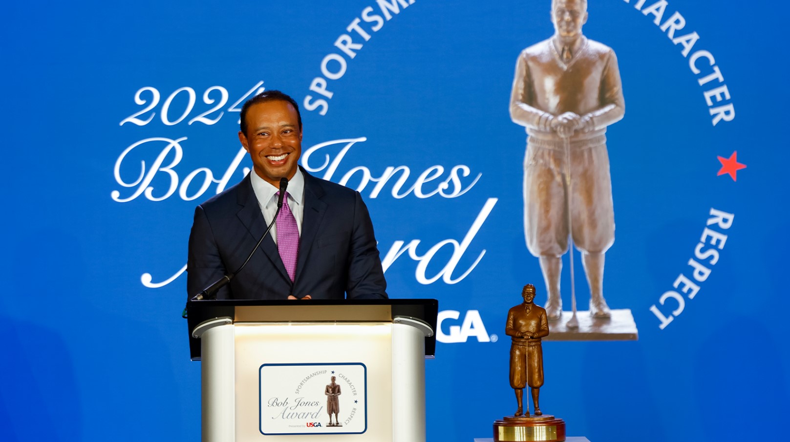 Exploring Tiger Woods’ prestigious USGA Bob Jones Award win at Pinehurst, showcasing his career, family impact, and charitable efforts