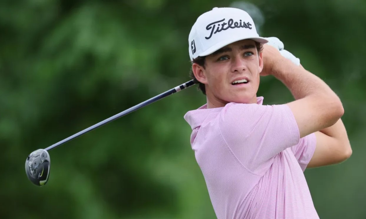 Discover how college golfers like Jackson Koivun earn PGA Tour cards through achievements and strategic play, projecting future successes.