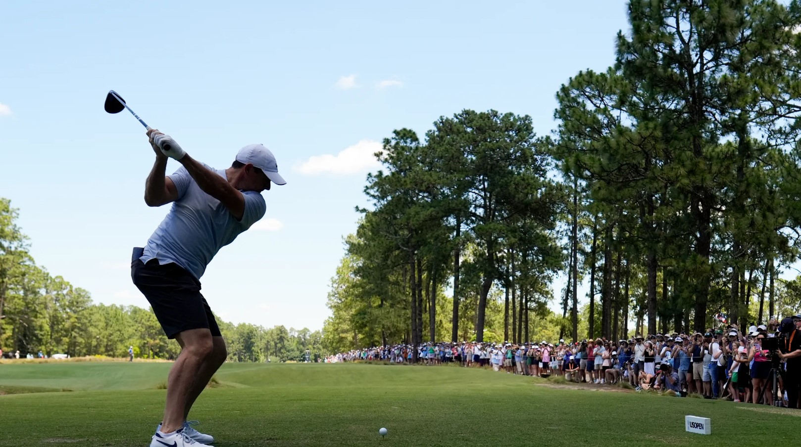 Explore Rory McIlroy’s strategic evolution in major golf tournaments from Congressional to Pinehurst No. 2, highlighting his adaptative gameplay.