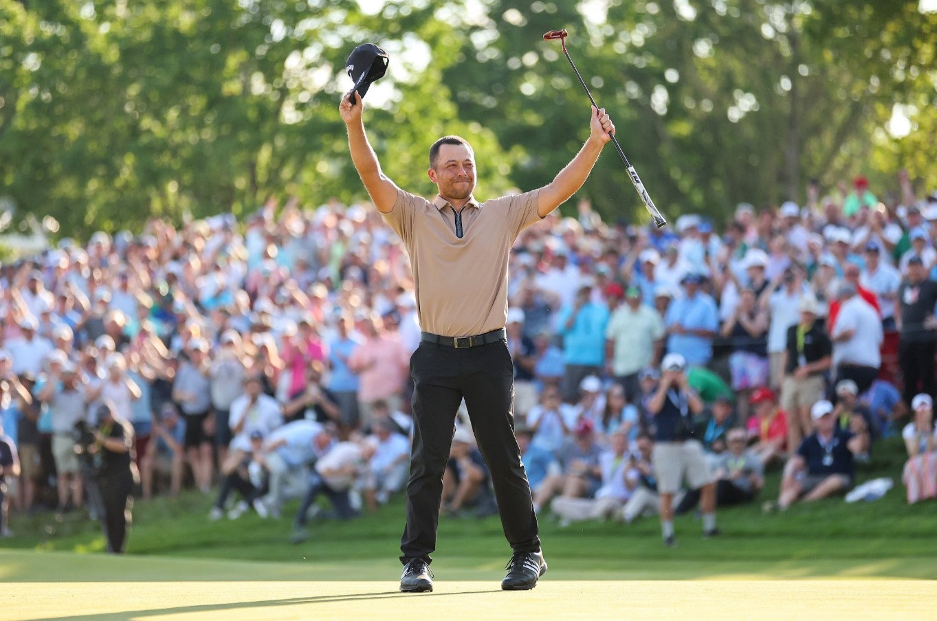 Discover Xander Schauffele’s rise in golf with his PGA Championship win and relentless pursuit of top world rankings, as he prepares for the U.S. Open at Pinehurst.