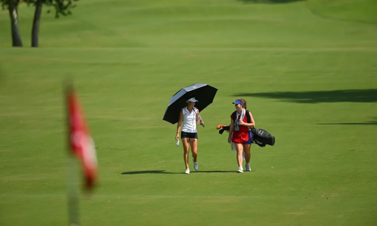 The Power of Peer Insight: How Same-Age Caddie Jenni Roller Boosted Anna Davis’s Performance at Southern Hills Country Club