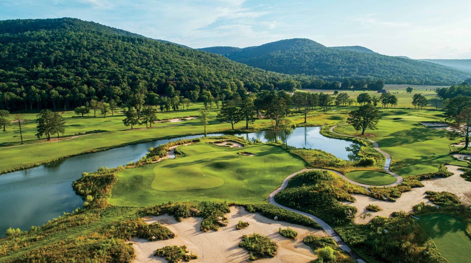 Sweetens Cove Elevates Golf Experience with New Par-3 Course and Cabins
