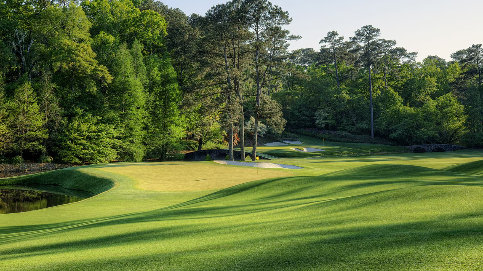Navigating the 11th Green: A Crucible of Skill at the Masters Tournament
